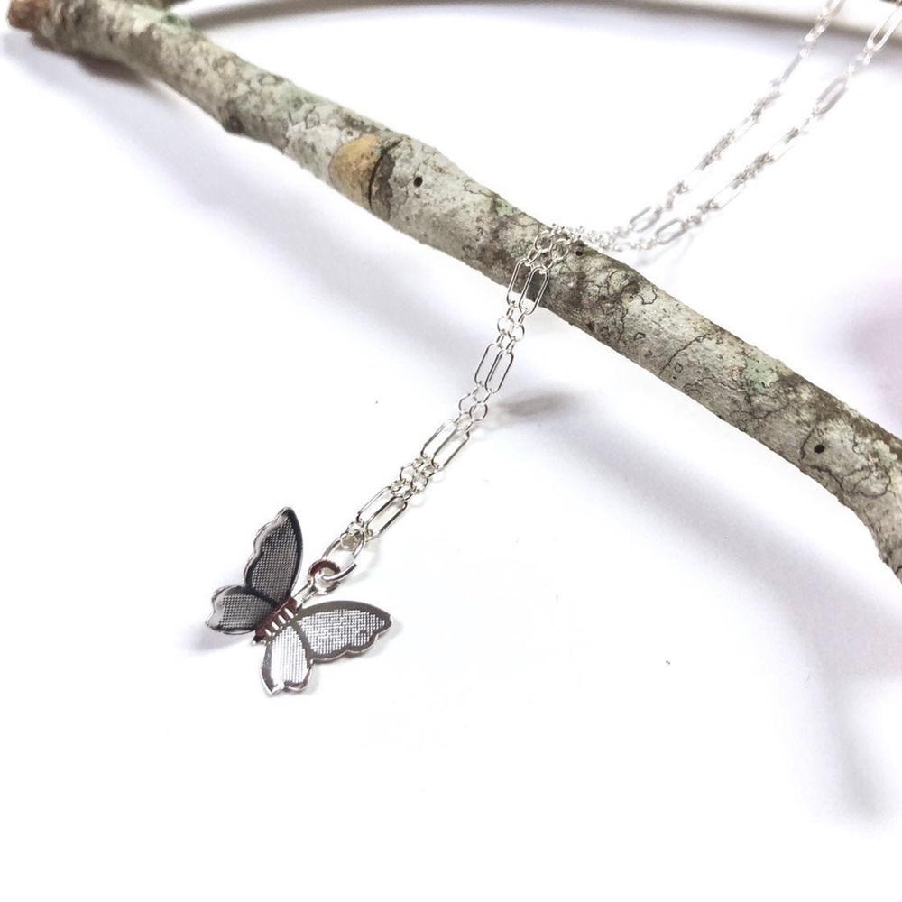 Butterfly Necklace, Dragonfly, Insect, Bee, Flower - Picture 6 of 10